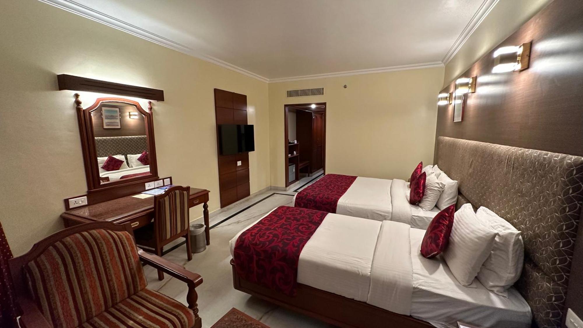 Hotel Annamalai International Pondicherry Exterior foto